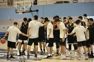 JBOSPORTS-今晨巴塞罗那备战CBA季后赛集结日马德里竞技调整名单以备NBA季后赛，姆巴佩在G2比赛中刷新纪录直接炸裂的简单介绍